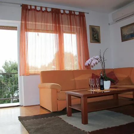 Rake Omiš